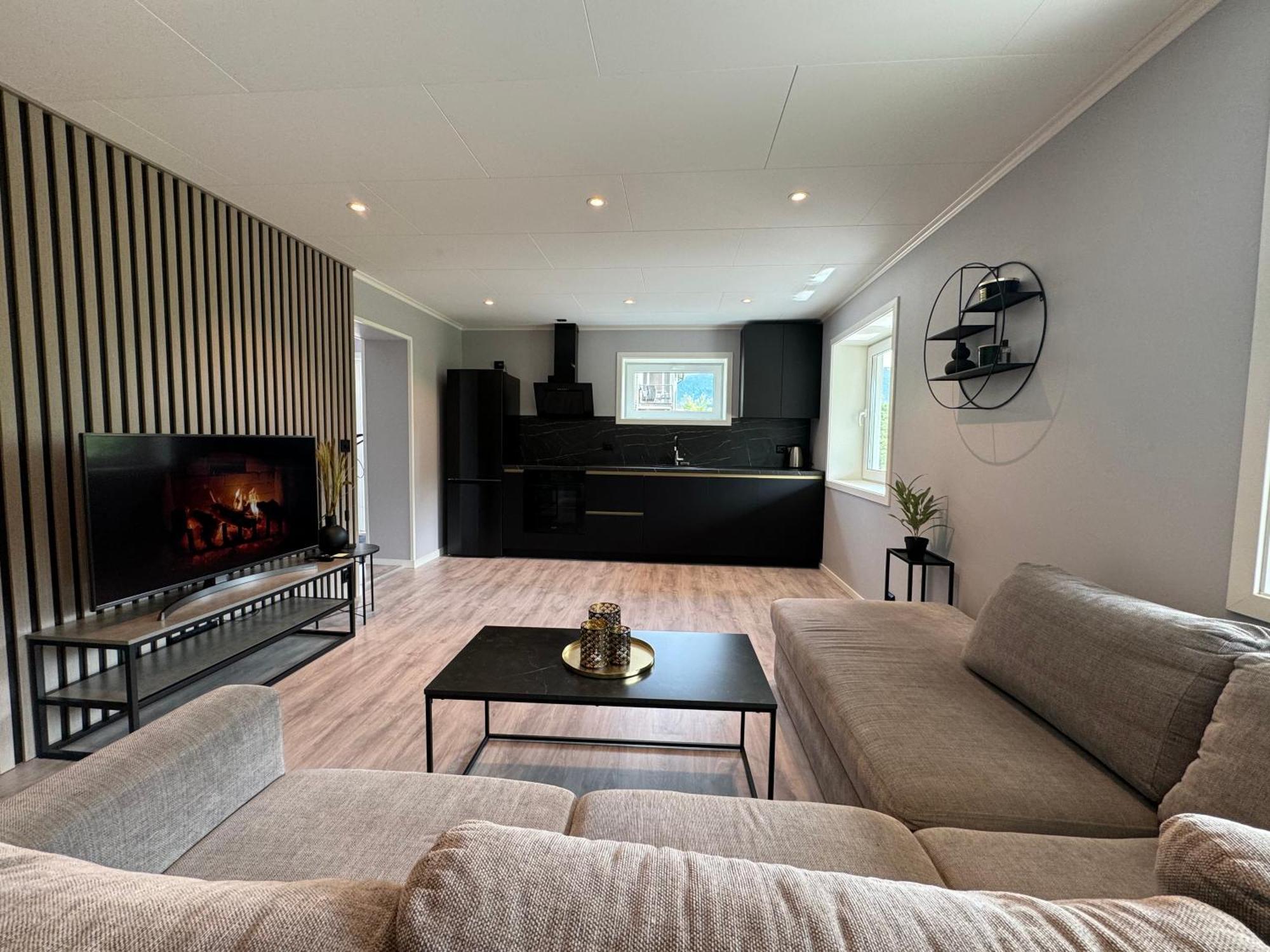 Dalen Apartment Stranda  Eksteriør billede